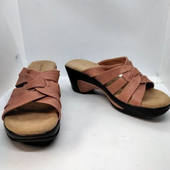 Bass Mule Clog NWOT. Size 9 Salmon Colored Platform Heeled - Picture 2 of 9